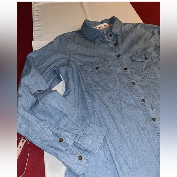 XL hint of mint BLUE Jean shirt white LACE BACK Chambray Oversized button up XL - Picture 12 of 12